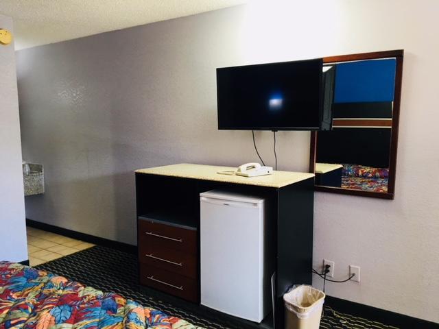 Lodge West Fulton Inn מראה חיצוני תמונה
